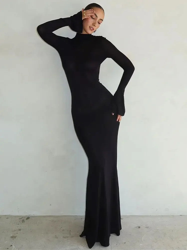 Robe sirène évasée noire